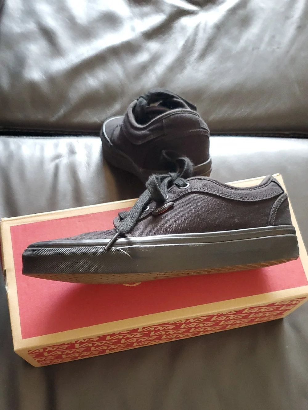 Vans PRO Black All Canvas Low-Top Cushioned Sneakers Skate Shoes Mens 6